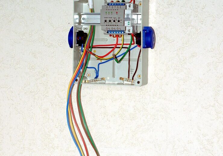 Importanța utilizării tehnologiei KNX în automatizarea clădirilor